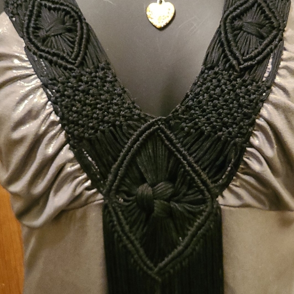 💋💄 Beautiful Top 💋💄 - Picture 2 of 6